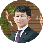 代表弁護士　守田 佑介